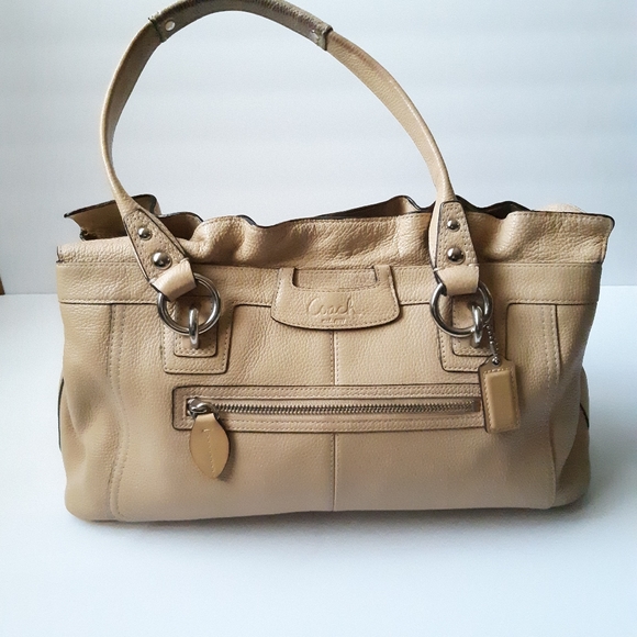 Coach Handbags - Coach Tan Leather Purse